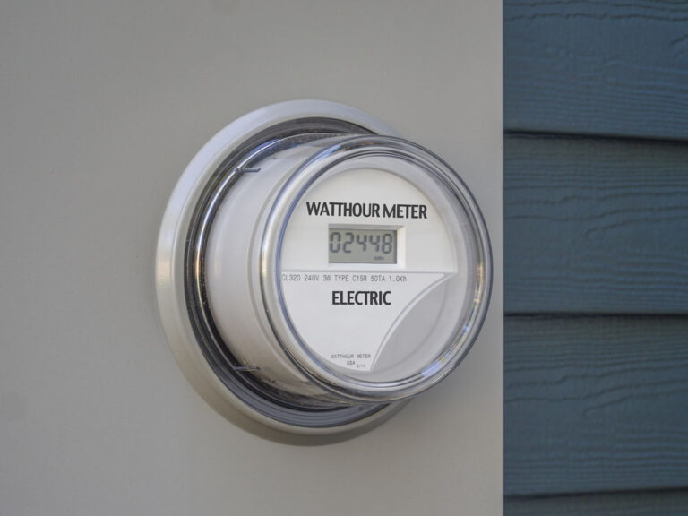 smart electrical meter installation